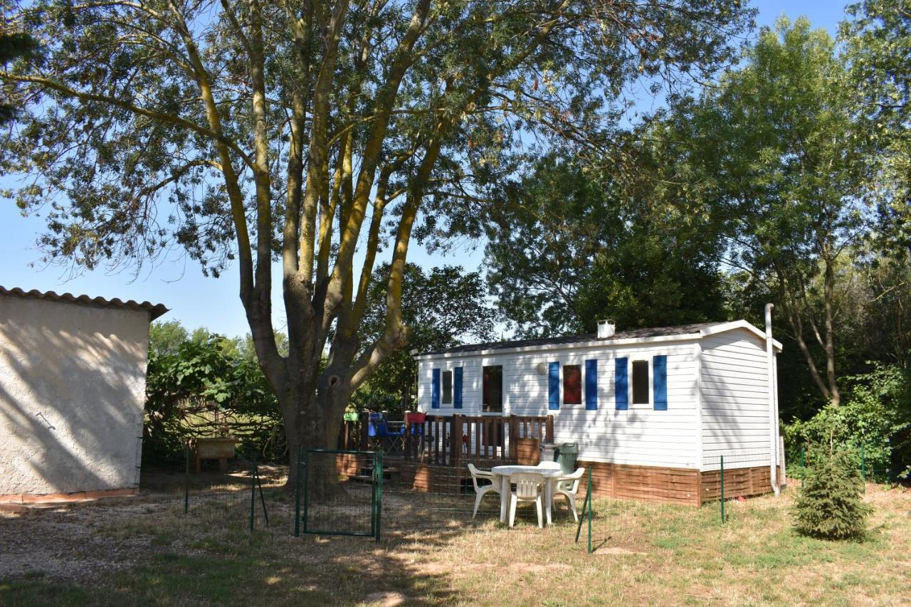 Mobil-Home Sur Terrain Bucolique Hyeres Ngoại thất bức ảnh