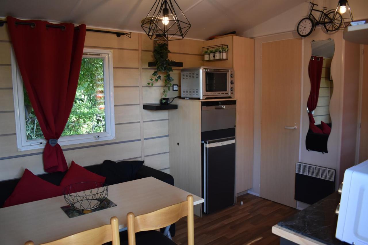 Mobil-Home Sur Terrain Bucolique Hyeres Ngoại thất bức ảnh