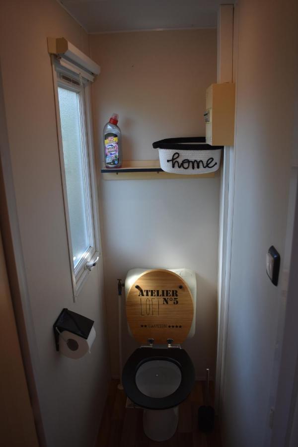 Mobil-Home Sur Terrain Bucolique Hyeres Ngoại thất bức ảnh